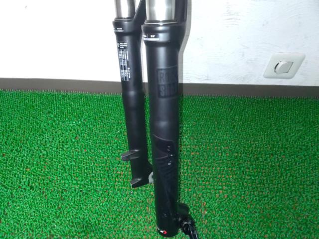 ROCKSHOX RECON RL 27.5インチ 130mm 15X110 ブースト フロントサスペンションフォーク
