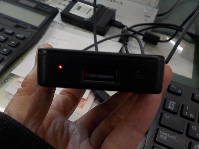 AUTOPROST
APK-CA-WA
2in1
Wireless
CarPlay & Android
AUTO
Adapter
CPA-300
C version
CP-AA
BOX