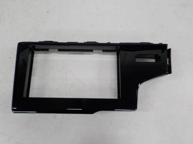 HONDA
Navigation system frame
Fit: GP/GK series