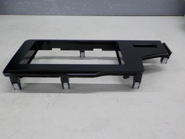 HONDA
Navigation system frame
Fit: GP/GK series