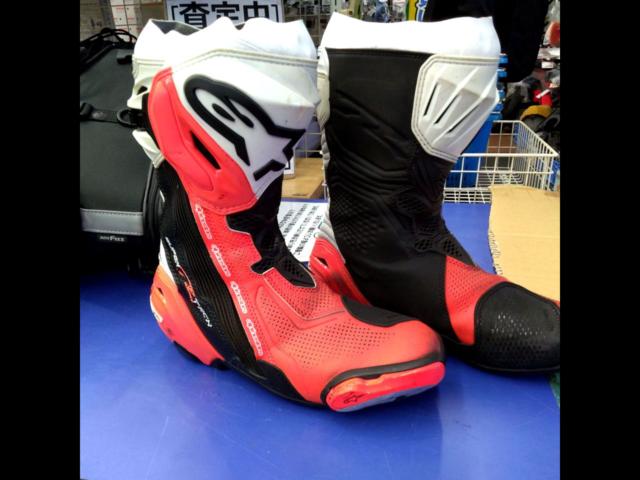 Alpinestars】SUPERTECH-R(スーパーテックR) VENTED BOOT BK/WH/RED 
