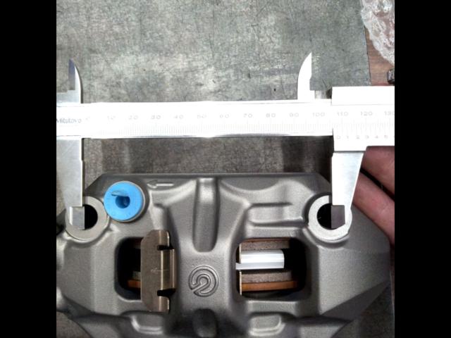 Brembo
Monoblock M4
34 Casting Caliper
Right and left