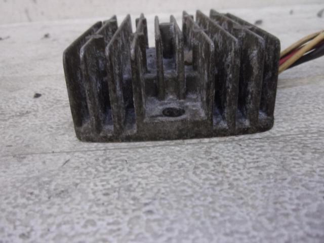 Genuine Yamaha regulator
SR400 (1JR)