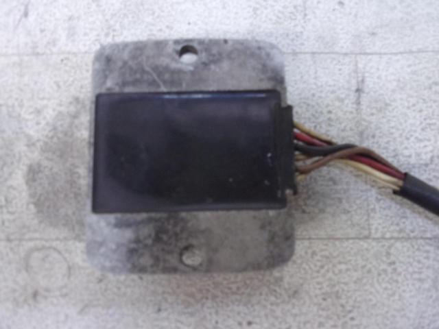 Genuine Yamaha regulator
SR400 (1JR)