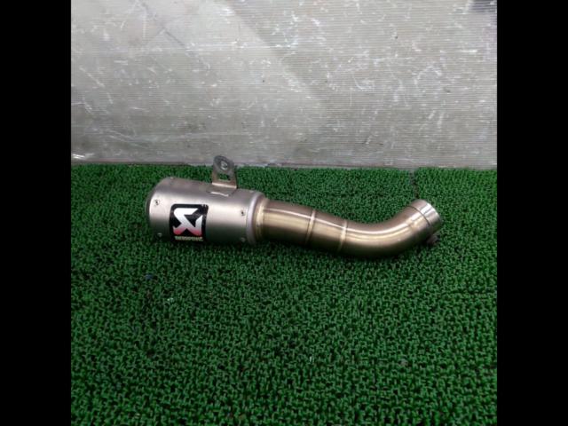 AKRAPOVICSLIP
ON
LINE
GP type silencer
YZF-R25(RG74J)