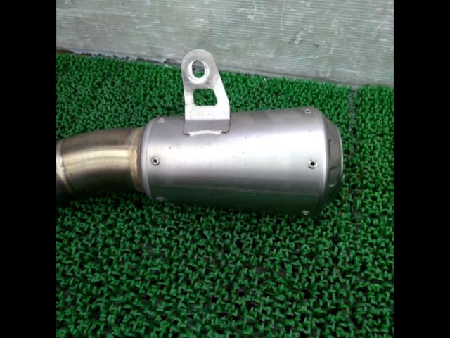 AKRAPOVICSLIP
ON
LINE
GP type silencer
YZF-R25(RG74J)