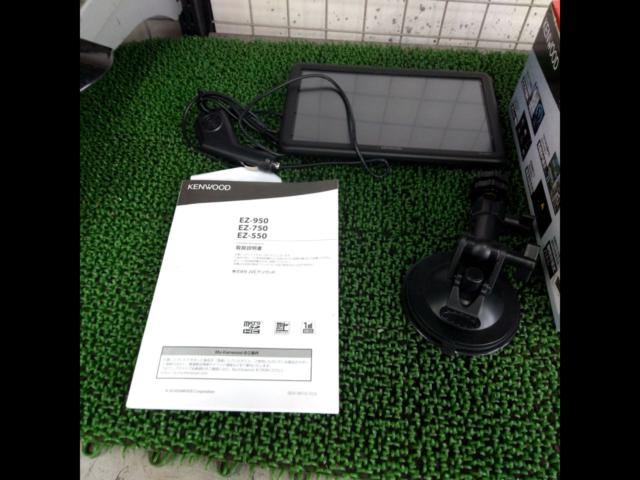 KENWOOD
EZ-950
9 inches portable navigation