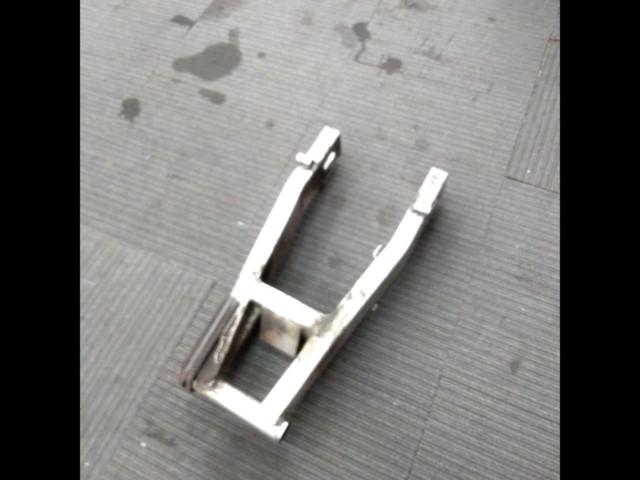 SUZUKI
RGV250γ (VJ21A) genuine swingarm