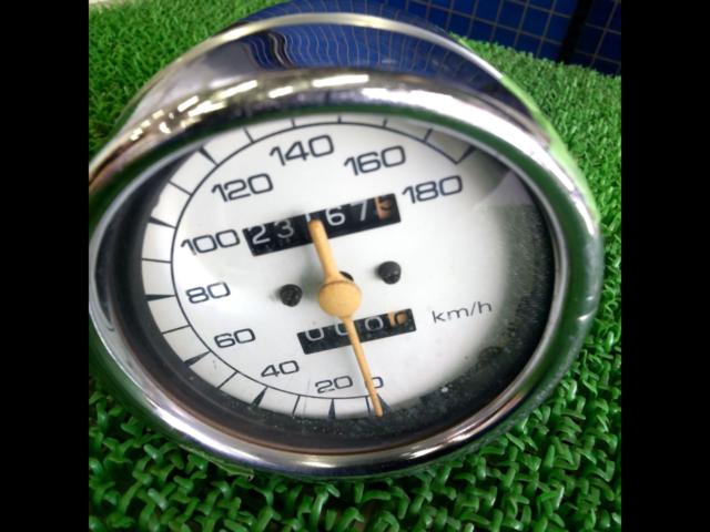 Discounted genuine Suzuki speedometer
Goose 350 (NK42A)