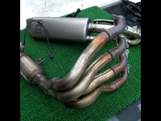 HONDA
Genuine \"AKRAPOVIC\" full exhaust system
CBR1000RR-R / SP (SC82)