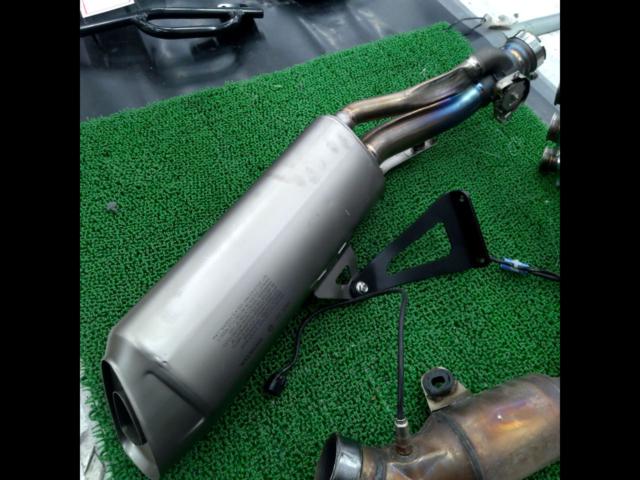 HONDA
Genuine \"AKRAPOVIC\" full exhaust system
CBR1000RR-R / SP (SC82)