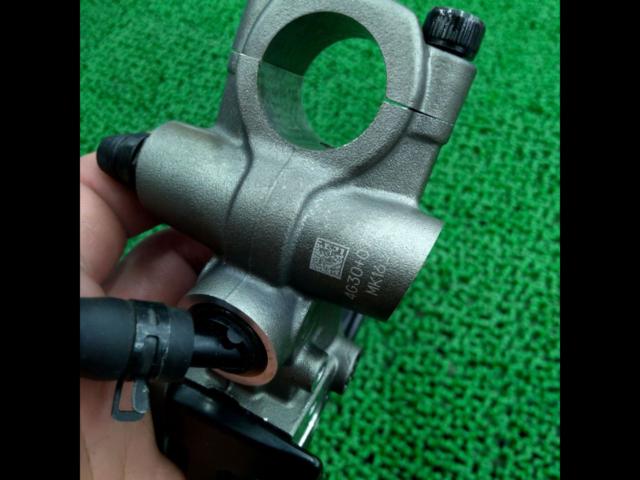 HONDA Brembo Master Cylinder
CBR1000RR-R / SP (SC82)