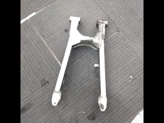 [KAWASAKI]
Genuine swing arm
GPZ900R (A12)