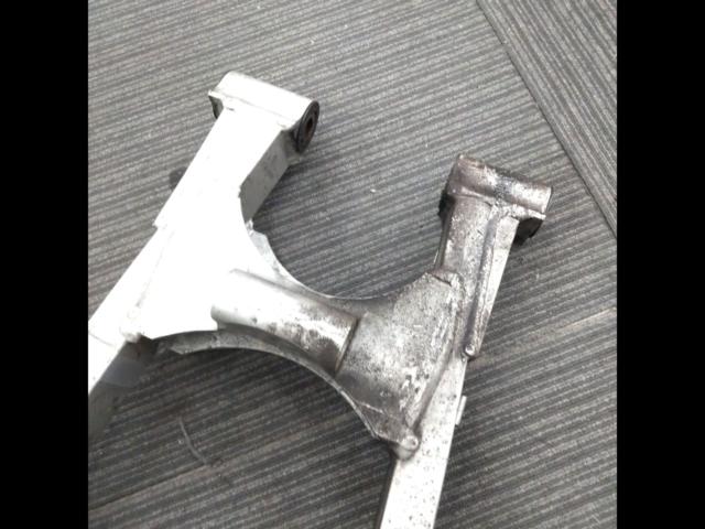 [KAWASAKI]
Genuine swing arm
GPZ900R (A12)