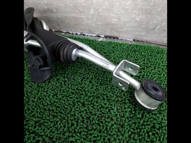 SUBARU
Legacy
BL
Genuine gear shift lever