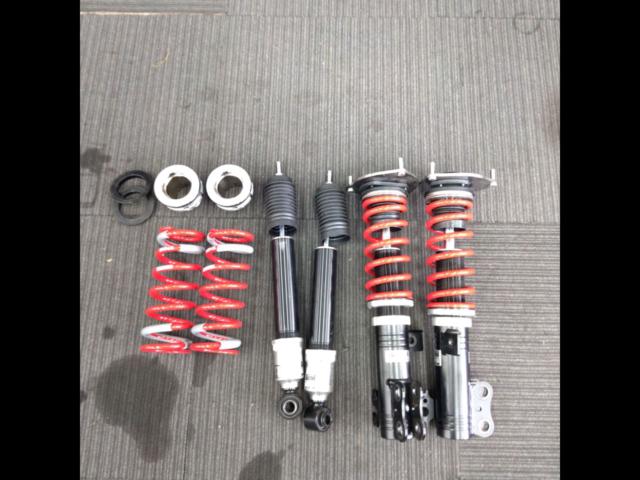 RS-R
Basic-i Corolla Sport / NRE210H・ZWE211H