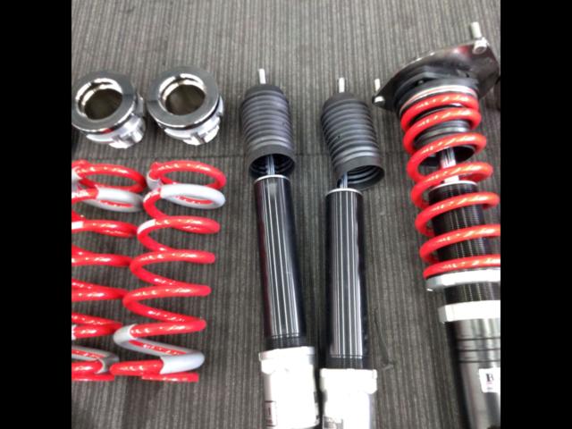 RS-R
Basic-i Corolla Sport / NRE210H・ZWE211H