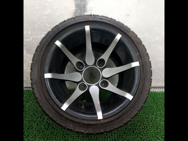 Unknown Manufacturer
Gyro
10 inches
Alloy Wheels
One side only