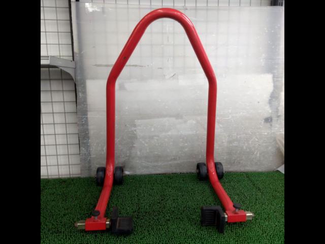 Unknown Manufacturer
Rear maintenance stand