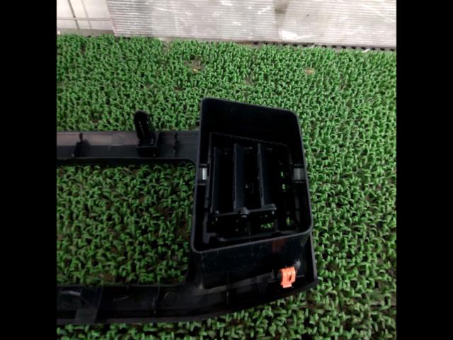 DAIHATSU
Miraisu
LA350S genuine audio panel