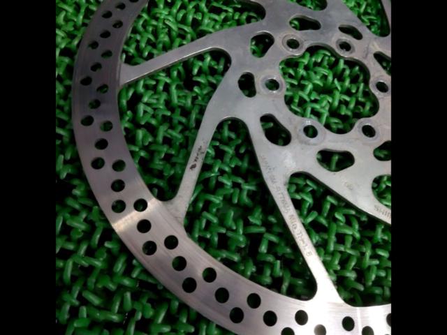 SHIMANO SM-RT75MA Φ180/残1.7 ブレーキディスク1枚