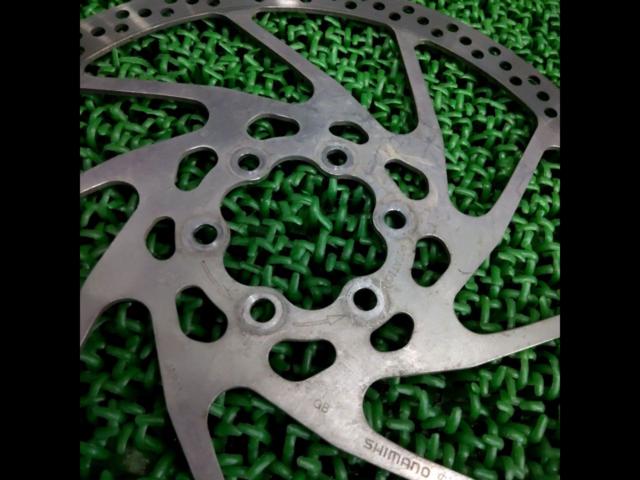 SHIMANO SM-RT75MA Φ180/残1.7 ブレーキディスク1枚