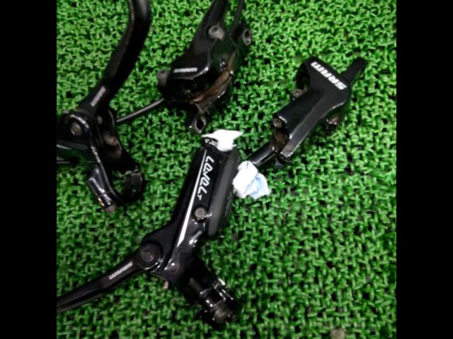 SRAM LEVEL T 油圧ディスクブレーキ前後セット※ホース無し