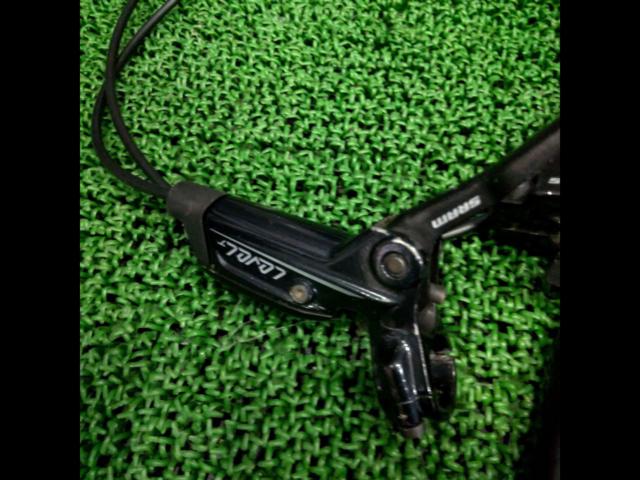 SRAM LEVEL T 油圧ディスクブレーキ前後セット※ホース無し