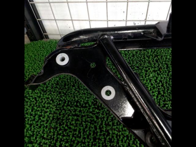 KAWASAKI Genuine Upper Fairing Bracket
ZZR1200 (ZXT20C)