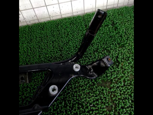 KAWASAKI Genuine Upper Fairing Bracket
ZZR1200 (ZXT20C)