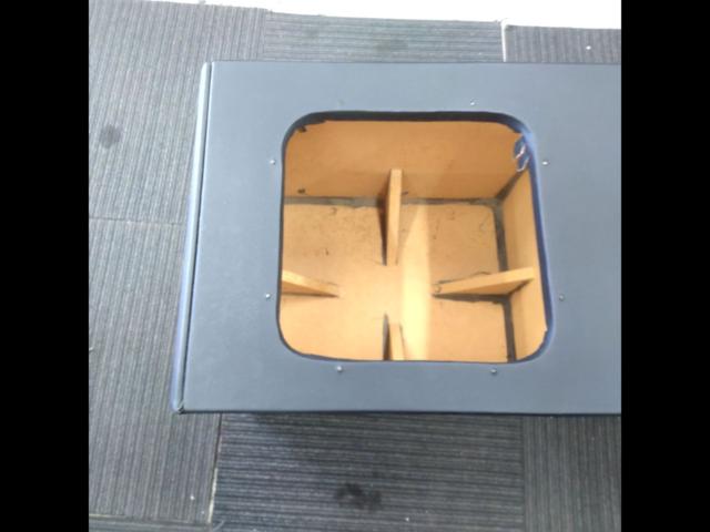 Unknown Manufacturer
Woofer box