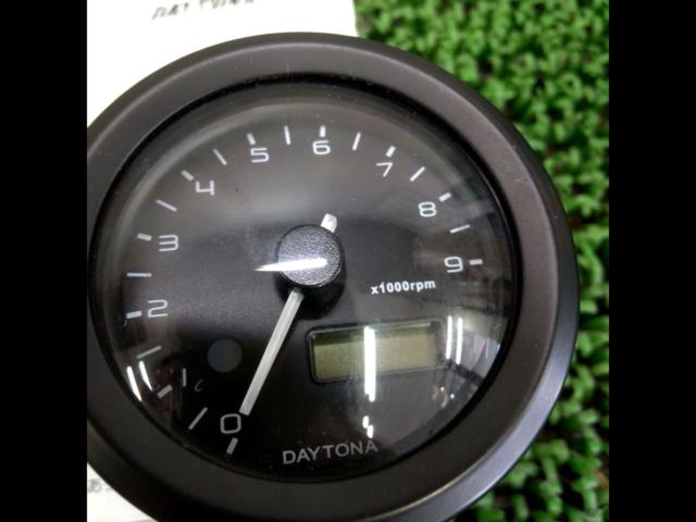 DAYTONA
VELONA 48
Φ48mm Electric Tachometer
General purpose