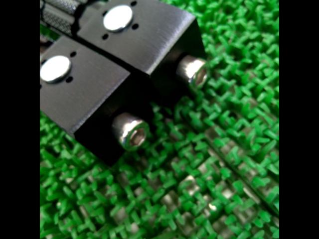 Unknown Manufacturer
Aluminum Footpeg Steps
Fixed part approx. 16mm