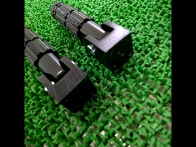 Unknown Manufacturer
Aluminum Footpeg Steps
Fixed part approximately 14mm