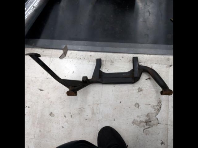 SUZUKI
Genuine center stand
Skywave 250 (CJ43A)