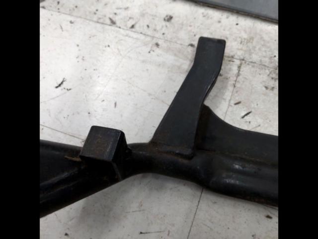 SUZUKI
Genuine center stand
Skywave 250 (CJ43A)