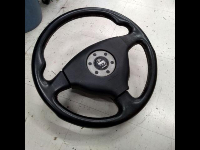 MITSUBISHI ランサーエボリューションⅤ(CP9A) 純正MOMO ステアリング