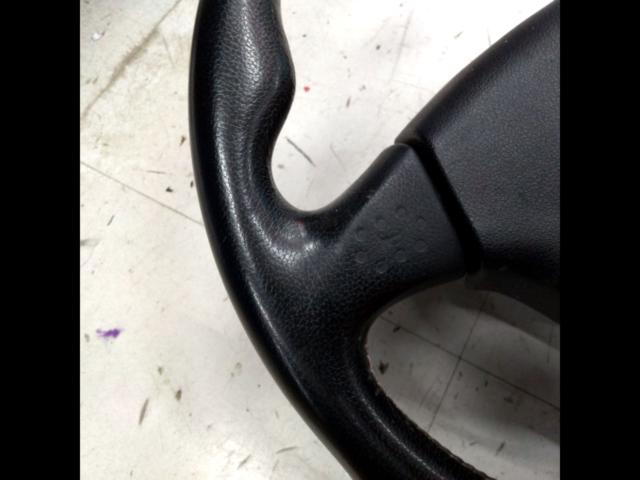 MITSUBISHI ランサーエボリューションⅤ(CP9A) 純正MOMO ステアリング