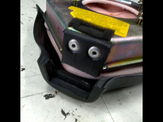 MITSUBISHI ランサーエボリューションⅤ(CP9A) 純正MOMO ステアリング