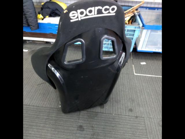 SPARCO REV PLUS フルバケットシート