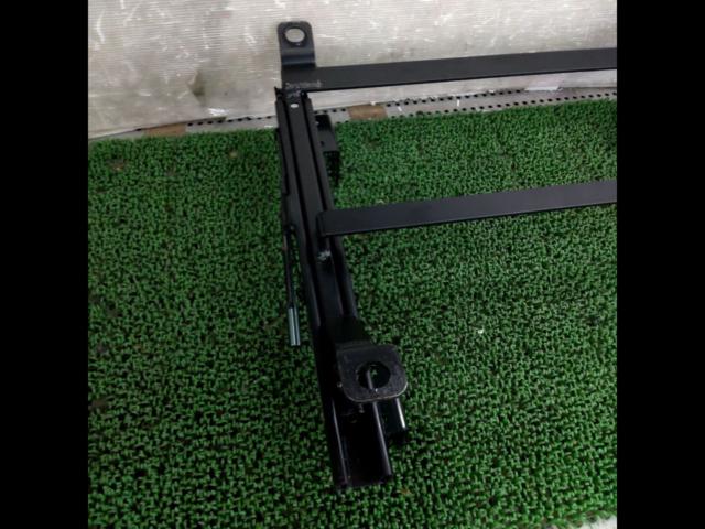 カワイ製作所 シートレール N045R【RH･運転席側】