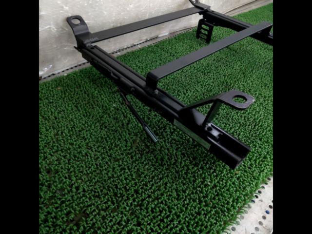 カワイ製作所 シートレール N045R【RH･運転席側】