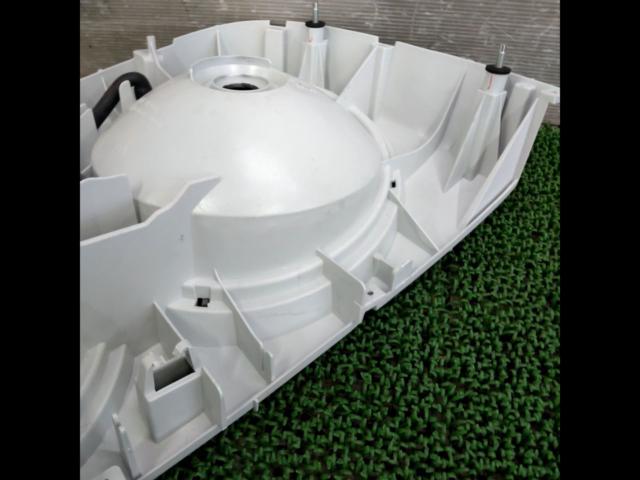 NISSAN スカイラインGT-R(BNR34) 純正テールレンズ ※助手席側(LH)※