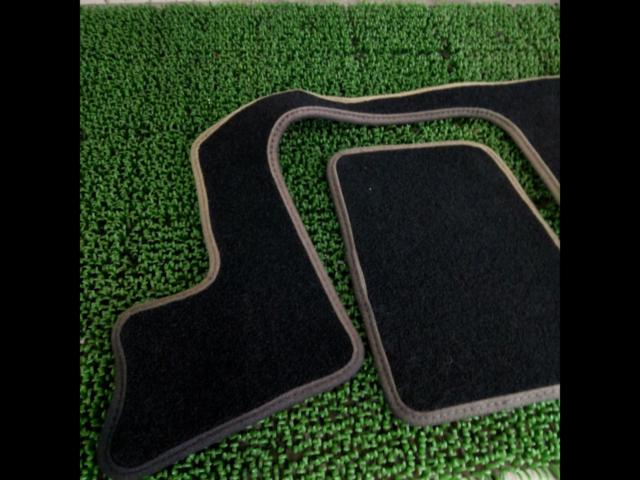 メーカー不明 ダッシュマット ハスラー