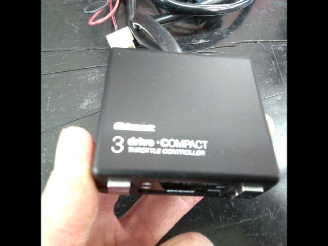 Pivot スロットルコントローラー