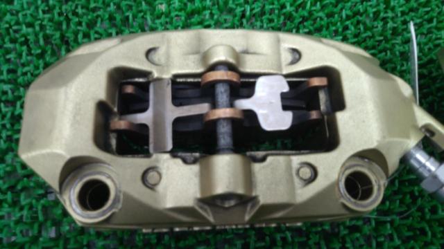 Brembo radial mount
4POT casting caliper