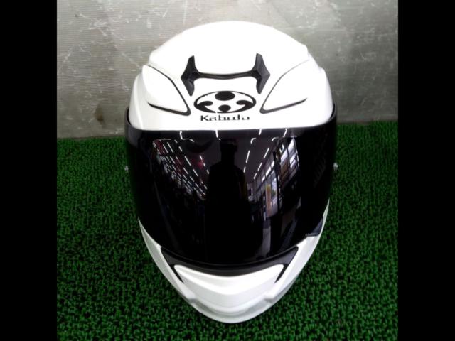 Size: L (59-60cm) OGK
KABUTO
SHUMA
Full-face helmet