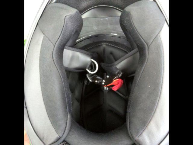 Size: L (59-60cm) OGK
KABUTO
SHUMA
Full-face helmet