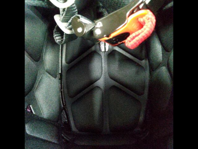 Size: L (59-60cm) OGK
KABUTO
SHUMA
Full-face helmet