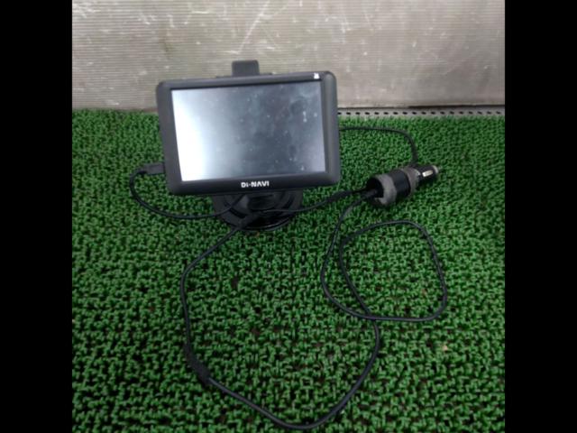 DiNAVi
DNC-574A
5 inches portable navigation